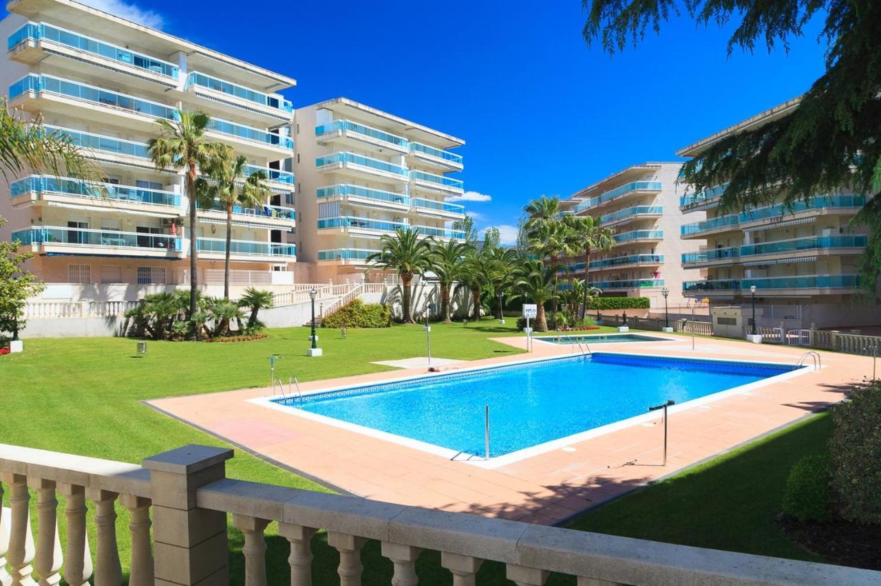 Uhc Village Park Apartments Салоу Экстерьер фото