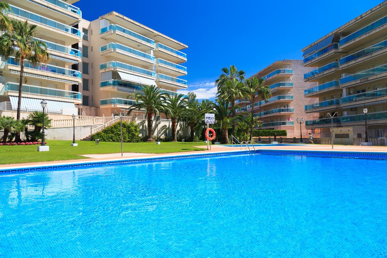 Uhc Village Park Apartments Салоу Экстерьер фото